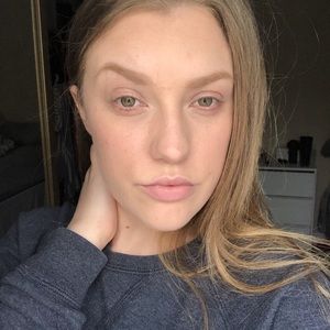 Meet your Posher, Deonna